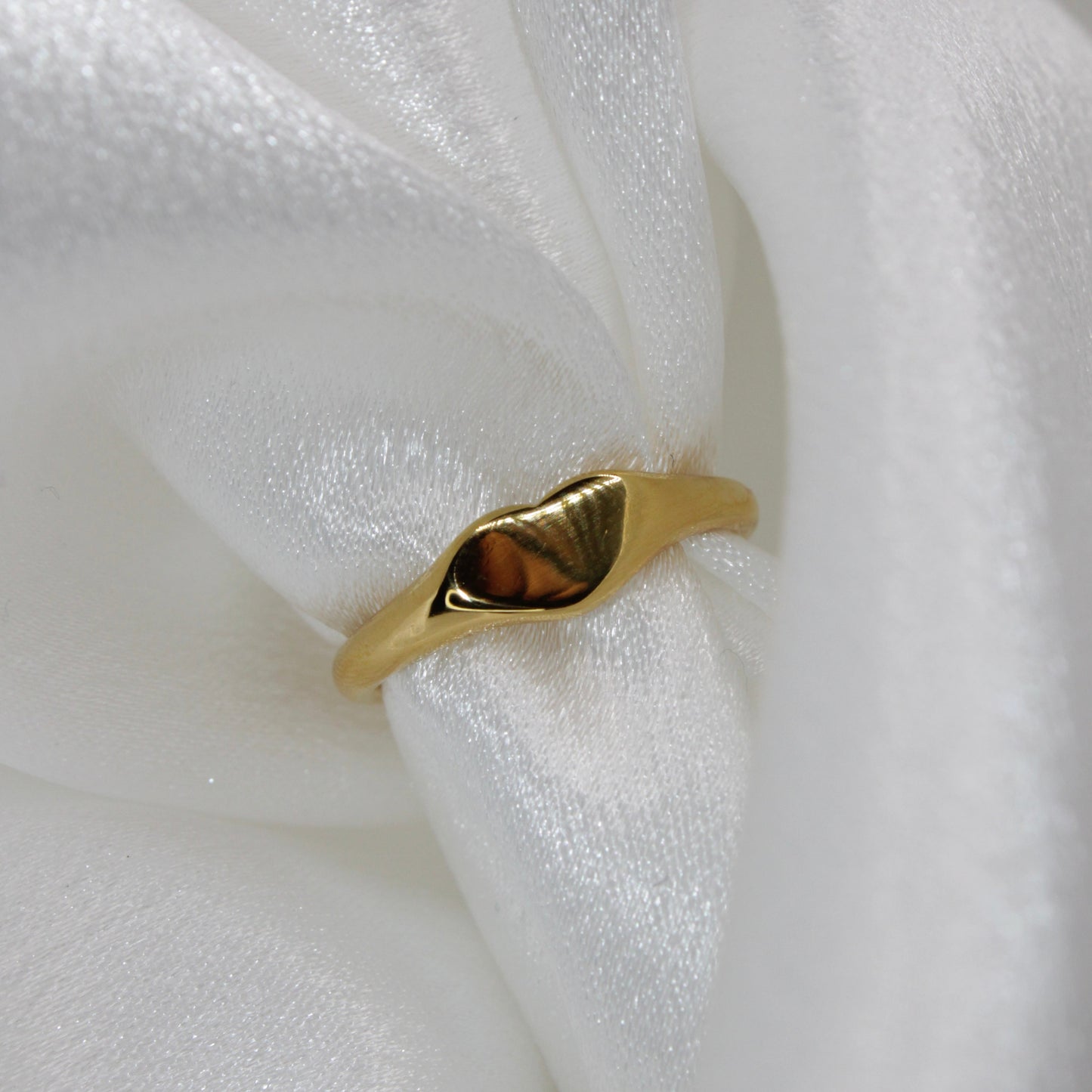 Gold Heart Signet Ring